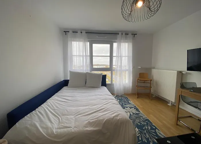 Blue By Dream Apartments